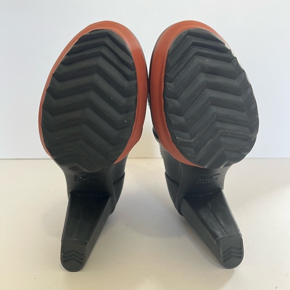 Sorel Medina Rain Heel Boot Vulcanized Rubber Black size 6 - Picture 6 of 10